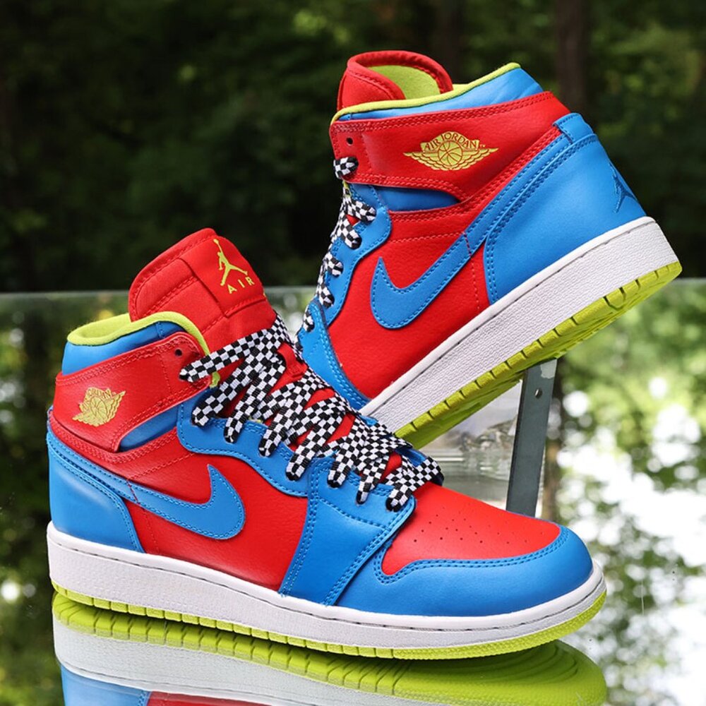Air Jordan 1 Retro High Racing Pack